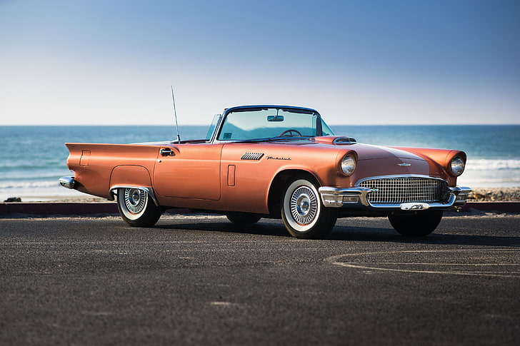 1957 Ford Thunderbird